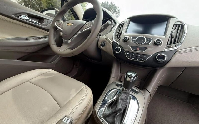 imagem-https://www.socarrao.com.br/sc-vehicle-images-prod/4343348/1791909865741-8543822_8_B_0a067e500c.jpeg