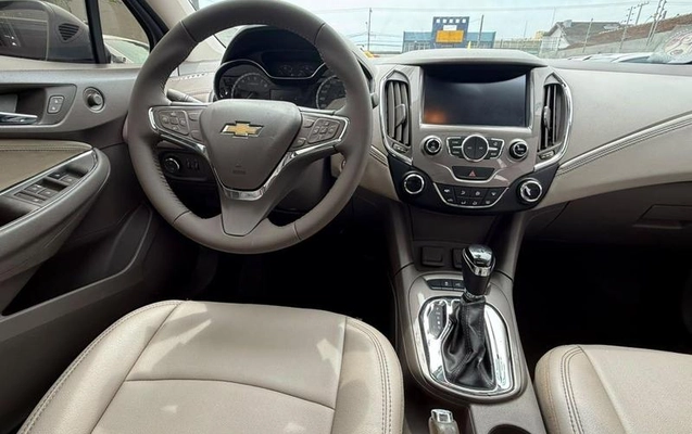 imagem-https://www.socarrao.com.br/sc-vehicle-images-prod/4343348/1791909865746-8543822_3_B_ae76550e0f.jpeg