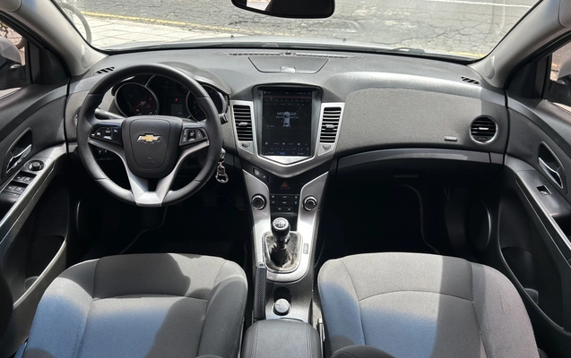 imagem-https://www.socarrao.com.br/sc-vehicle-images-prod/4343354/1791904052308-1_120702.jpg