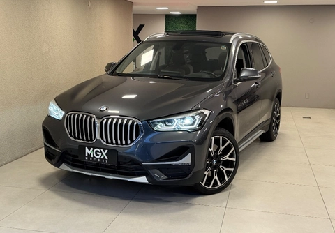 Bmw X1 2022 Cinza — foto 1 de 3