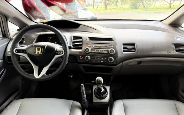imagem-https://www.socarrao.com.br/sc-vehicle-images-prod/4343549/1791904933626-7_024041.jpg