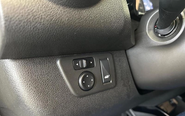 imagem-https://www.socarrao.com.br/sc-vehicle-images-prod/4343652/1791905537634-8565337_9_B_6dd12bed29.jpeg