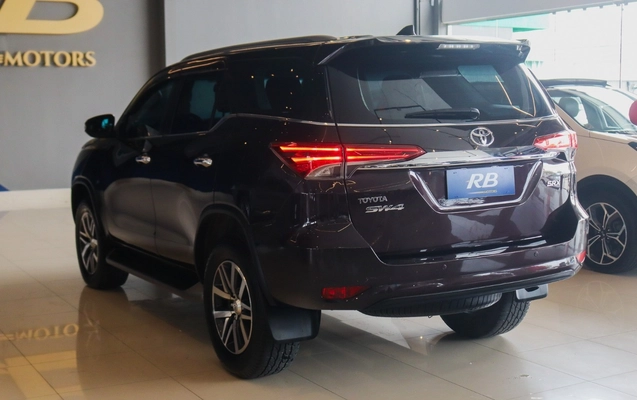 imagem-https://www.socarrao.com.br/sc-vehicle-images-prod/4343864/1791906649739-36d8ec43-5474-4b1b-9acd-0933bde9acec.jpg