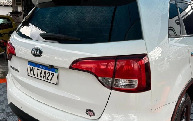 imagem-https://www.socarrao.com.br/sc-vehicle-images-prod/4343890/1791907123042-NWFkMzlhZGEtMmM1Mi00YWFkLWFjZTItODQ2ZTg0NTgwNDU4LmpwZWc.jpeg