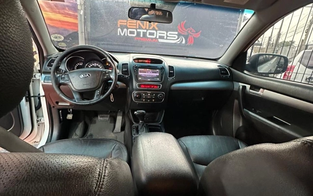 imagem-https://www.socarrao.com.br/sc-vehicle-images-prod/4343890/1791907123817-ZmYyMWI2MDctZGVmNi00MzA0LTk5MzktZjAyZjk4NTVkZGYwLmpwZWc.jpeg