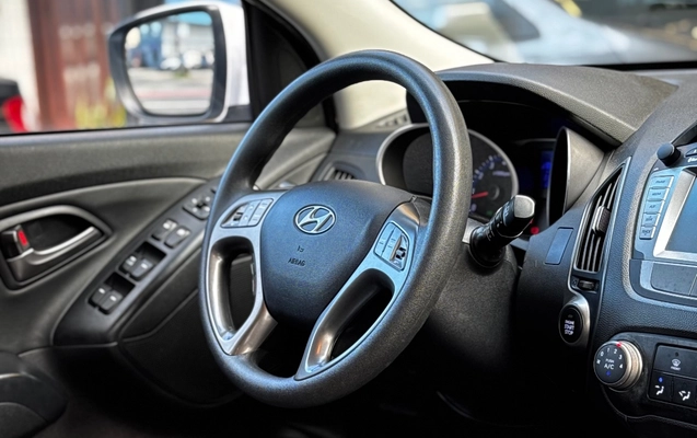imagem-https://www.socarrao.com.br/sc-vehicle-images-prod/4343925/1791907243924-9194744a2d4c45f6b039c5e7d16c2df3_1791548446111.jpg
