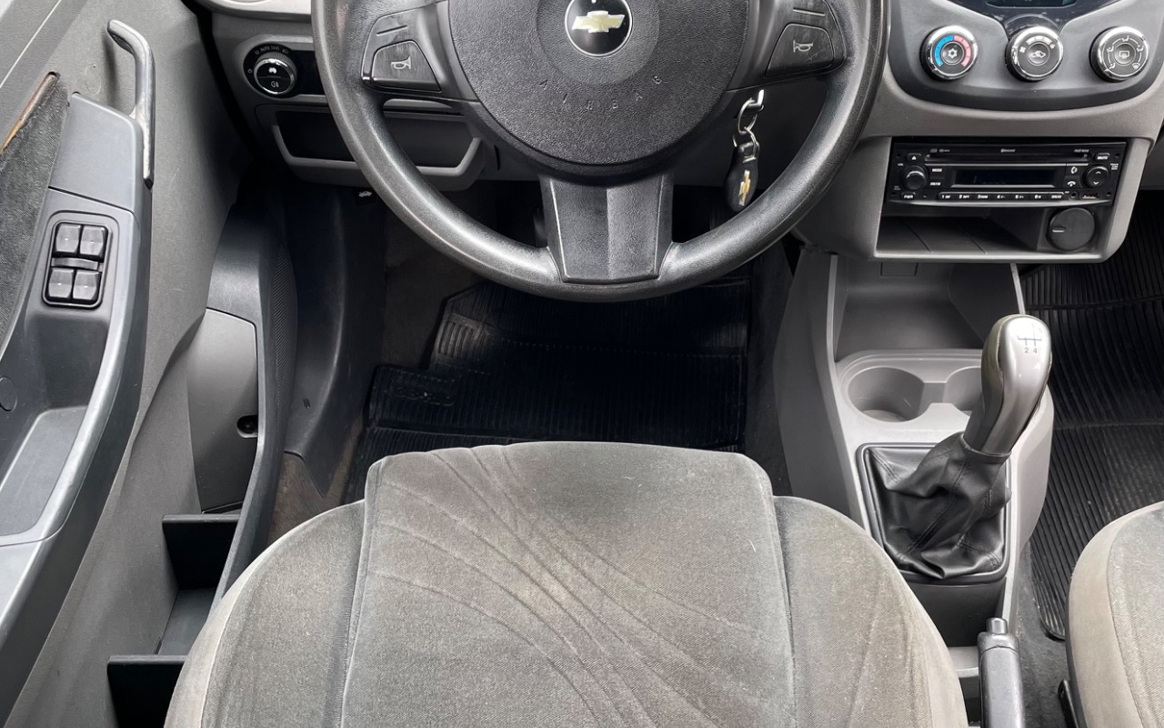 imagem-https://www.socarrao.com.br/sc-vehicle-images-prod/4343943/1791907768177-SU1HXzY4NzYuanBlZw.jpeg
