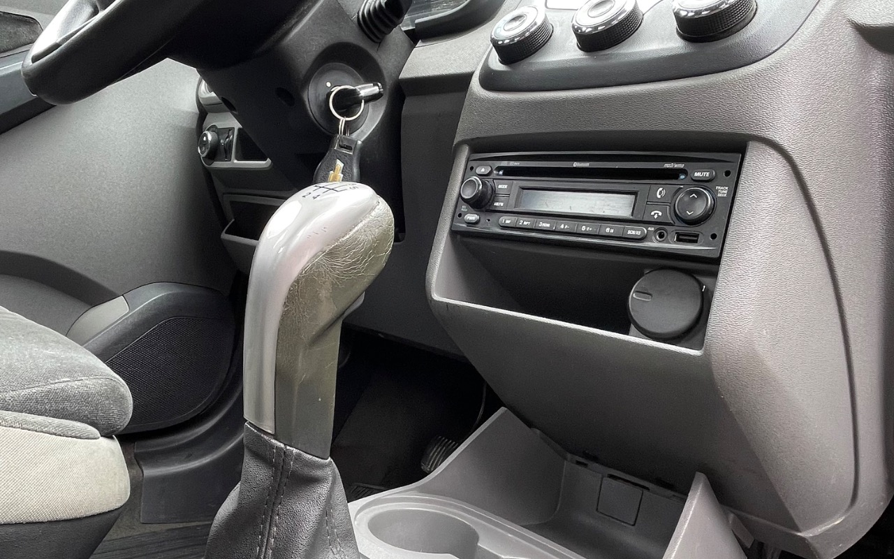 imagem-https://www.socarrao.com.br/sc-vehicle-images-prod/4343943/1791907768399-SU1HXzY4NzkuanBlZw.jpeg
