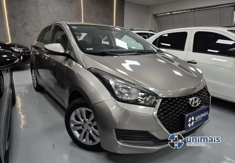Hyundai HB20S 2018 Prata — foto 1 de 3