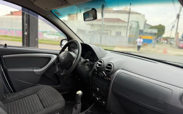 imagem-https://www.socarrao.com.br/sc-vehicle-images-prod/4344002/1791907710031-8555565_4_B_74216e5f5d.jpeg