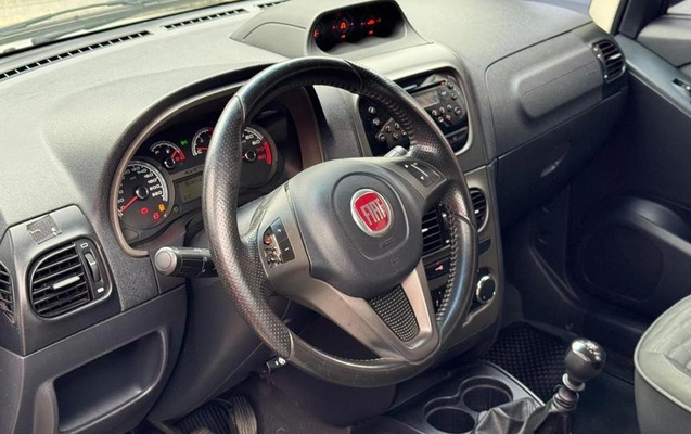 imagem-https://www.socarrao.com.br/sc-vehicle-images-prod/4344010/1792000223422-8565015_11_B_e422b9c926.jpeg