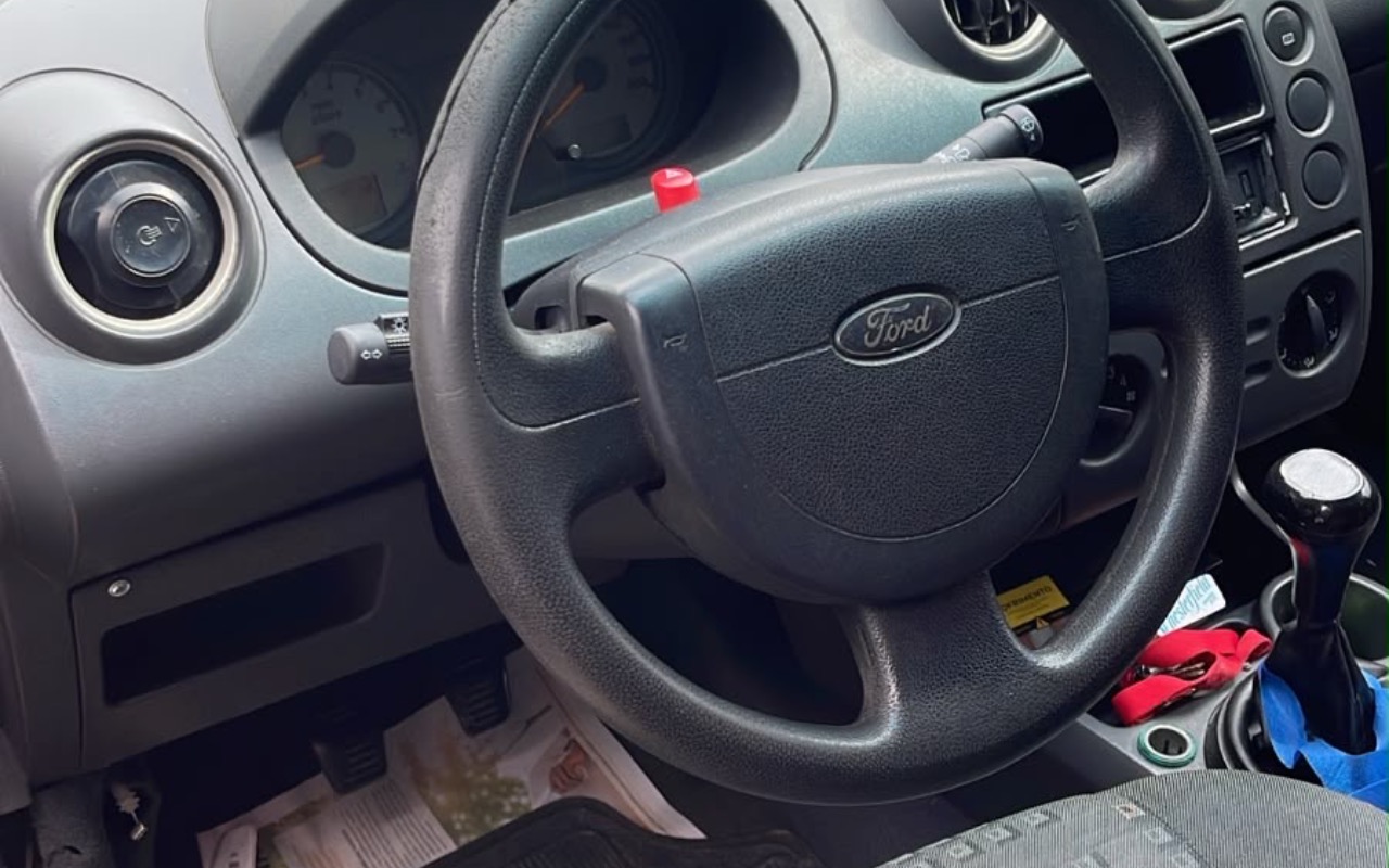 imagem-https://www.socarrao.com.br/sc-vehicle-images-prod/4344035/1791908080924-YjFhZjUxMGItMjUxZi00YWNjLWFiMjItZWU4M2Y4NDI0MWM3LmpwZWc.jpeg