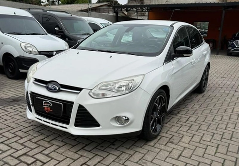 Ford Focus 2014 Branco — foto 1 de 3