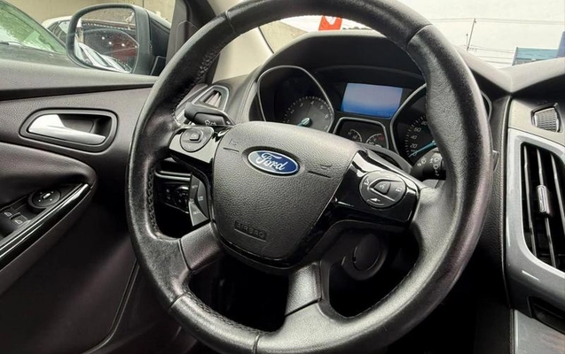 imagem-https://www.socarrao.com.br/sc-vehicle-images-prod/4344170/1792414015811-8565037_6_B_9fcf034cfa.jpeg