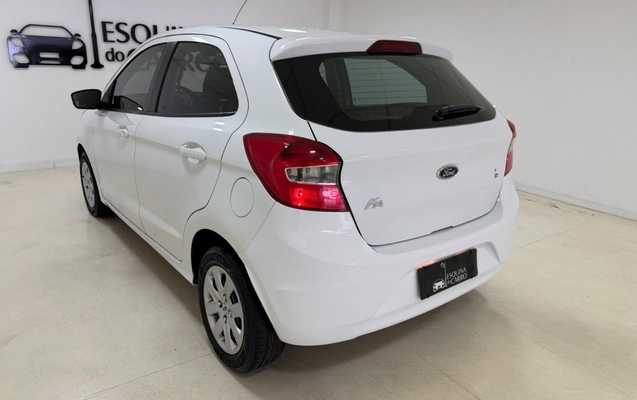 imagem-https://www.socarrao.com.br/sc-vehicle-images-prod/4344302/1791909076665-V2hhdHNBcHAgSW1hZ2UgMjAyNi0xMC0xMCBhdCAxMC4zNy4yNSAoNCkuanBlZw.jpeg