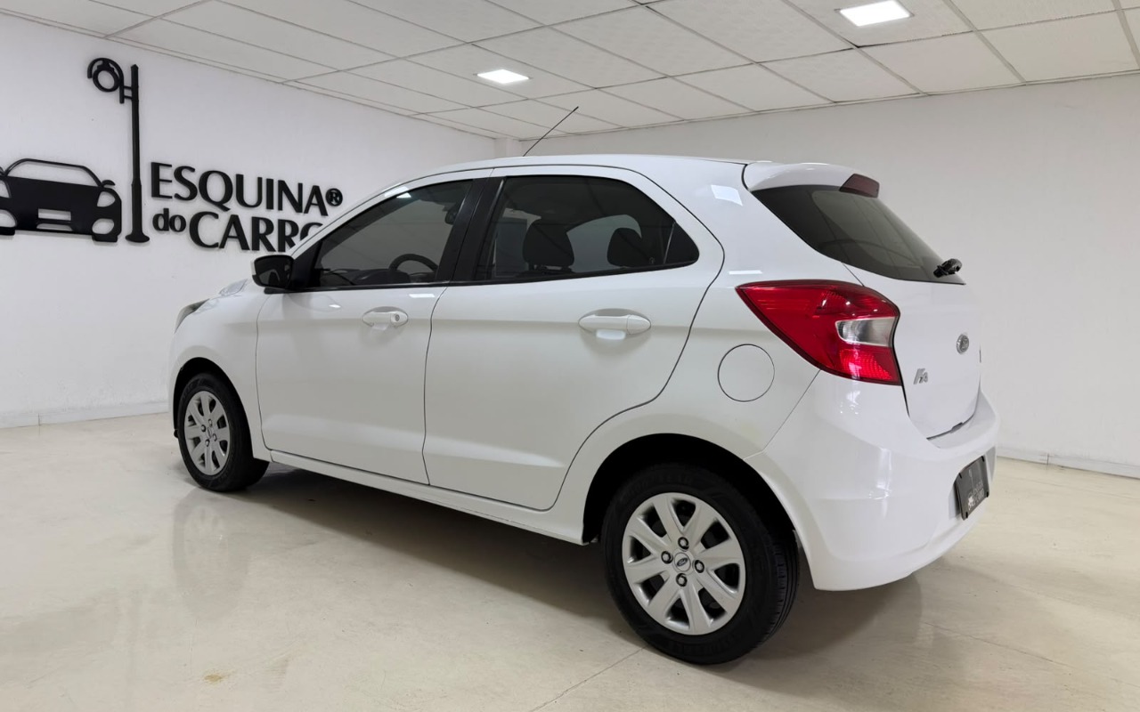imagem-https://www.socarrao.com.br/sc-vehicle-images-prod/4344302/1791909076753-V2hhdHNBcHAgSW1hZ2UgMjAyNi0xMC0xMCBhdCAxMC4zNy4yNSAoNSkuanBlZw.jpeg