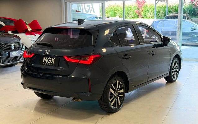 imagem-https://www.socarrao.com.br/sc-vehicle-images-prod/4344340/1791909232559-gb-675600d.jpeg