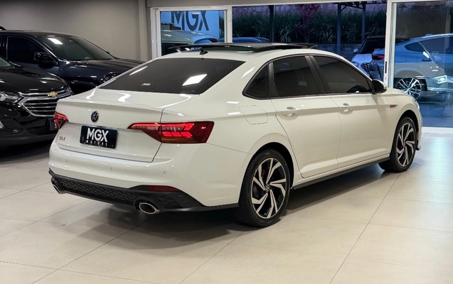 imagem-https://www.socarrao.com.br/sc-vehicle-images-prod/4344405/1791909396941-gb-c92dd9e.jpeg