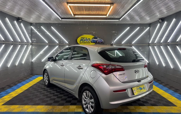 imagem-https://www.socarrao.com.br/sc-vehicle-images-prod/4344416/1791909596072-gb-84384e6.jpeg