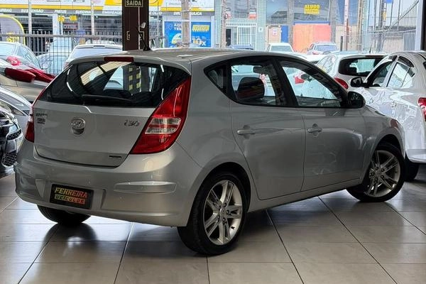 imagem-https://www.socarrao.com.br/sc-vehicle-images-prod/4344418/1791909650974-8565636_12_B_e7cb176e9a.jpeg