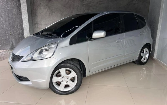 imagem-https://www.socarrao.com.br/sc-vehicle-images-prod/4344436/1791909816550-7966126_0_B_847dc4a822.jpeg