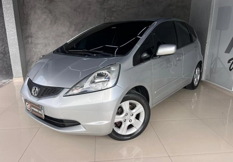 Honda Fit 2009 Prata — foto 1 de 3