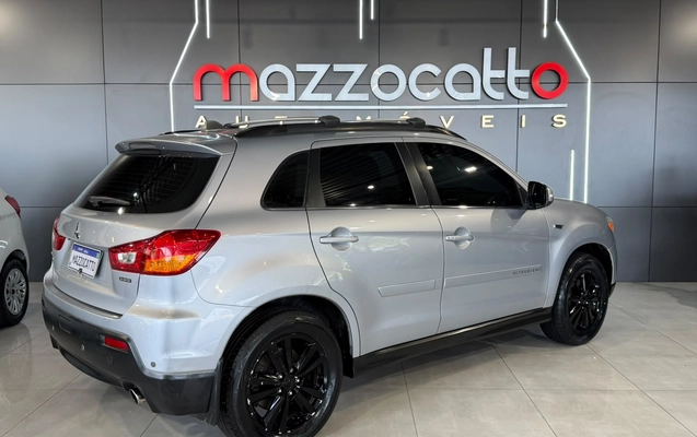 imagem-https://www.socarrao.com.br/sc-vehicle-images-prod/4344451/1791910013312-003_6217d2b3ffb597debf75e1cbd6f81bca.jpg