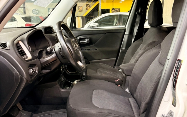 imagem-https://www.socarrao.com.br/sc-vehicle-images-prod/4344516/1791910284843-980f596f-7b8d-4a77-91ad-35004ebb5803.jpg
