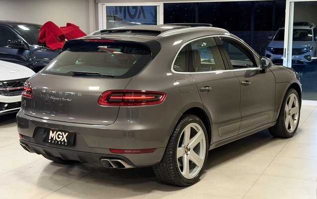 imagem-https://www.socarrao.com.br/sc-vehicle-images-prod/4344536/1791910571845-gb-94e2942.jpeg