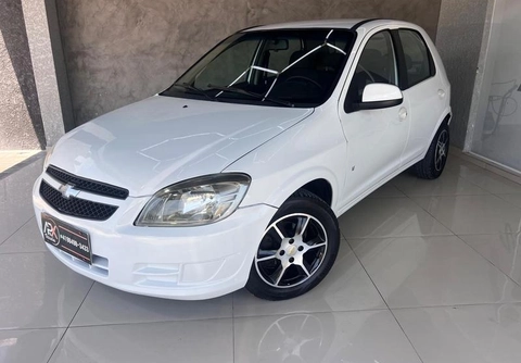 Chevrolet Celta 2012 Branco — foto 1 de 3