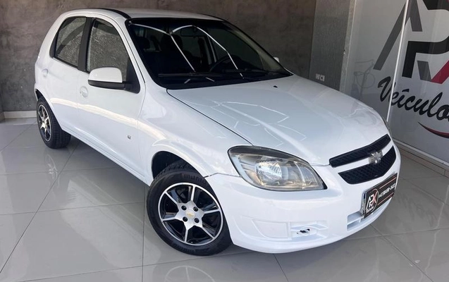 imagem-https://www.socarrao.com.br/sc-vehicle-images-prod/4344540/1791910621291-8471532_4_B_2c45998767.jpeg