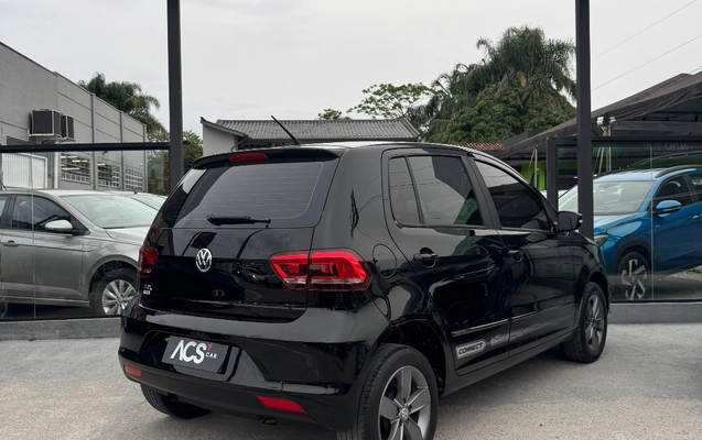 imagem-https://www.socarrao.com.br/sc-vehicle-images-prod/4344549/1791910889093-df49faa4ed0b4e9db54d5c7a9dce8995_1791910769463.jpg