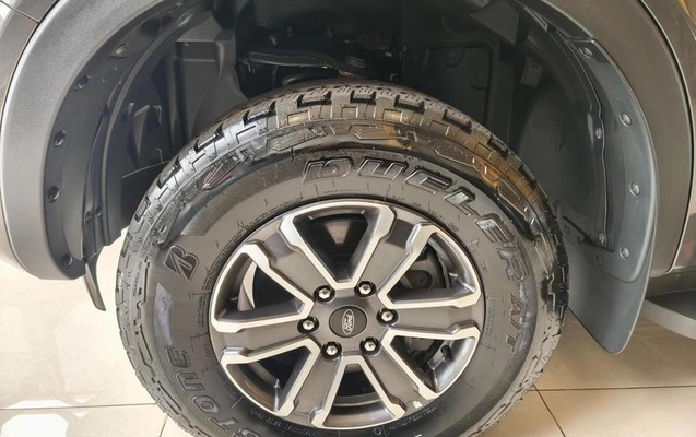 imagem-https://www.socarrao.com.br/sc-vehicle-images-prod/4344598/1792170222350-8564501_8_B_ee303a0a51.jpeg