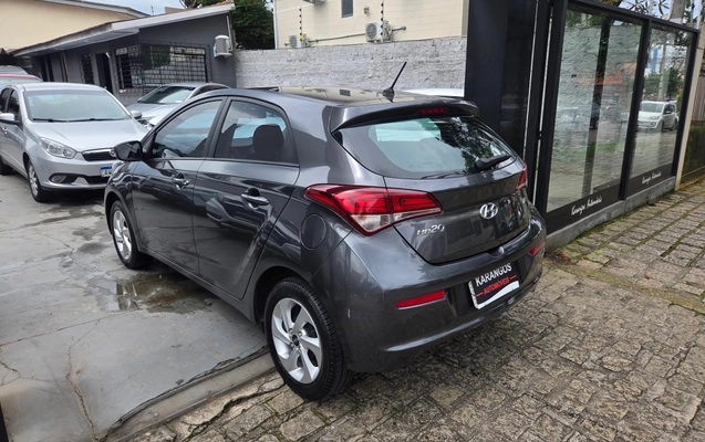 imagem-https://www.socarrao.com.br/sc-vehicle-images-prod/4344655/1791911746225-465062e8-b8f8-4523-8c63-c9677012d255.jpg