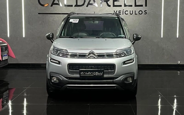 imagem-https://www.socarrao.com.br/sc-vehicle-images-prod/4344724/1792153639279-8565422_0_B_c811492f5c.jpeg
