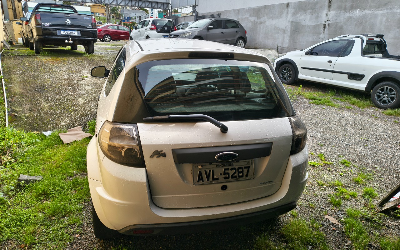 imagem-https://www.socarrao.com.br/sc-vehicle-images-prod/4344748/1791912465836-SU1HXzIwMjYxMDEzXzA5MTMzNDc3Ml9IRFIuanBn.jpg