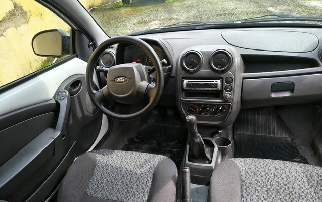 imagem-https://www.socarrao.com.br/sc-vehicle-images-prod/4344748/1791912466631-SU1HXzIwMjYxMDEzXzA5MTQyMjkxNV9IRFIuanBn.jpg