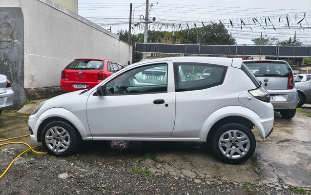 imagem-https://www.socarrao.com.br/sc-vehicle-images-prod/4344748/1791912467025-SU1HXzIwMjYxMDEzXzEwNTYzMDg2NF9IRFIuanBn.jpg