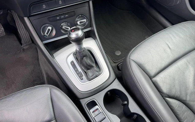 imagem-https://www.socarrao.com.br/sc-vehicle-images-prod/4344911/1791914348447-8556982_11_B_a043f3f93f.jpeg