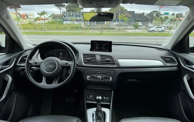 imagem-https://www.socarrao.com.br/sc-vehicle-images-prod/4344911/1791914348451-8556982_19_B_11b439e22f.jpeg