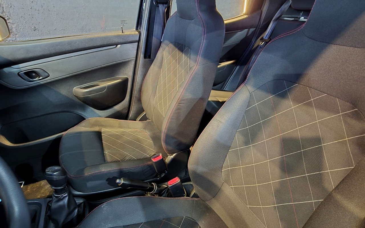 imagem-https://www.socarrao.com.br/sc-vehicle-images-prod/4344941/1791913851663-V2hhdHNBcHAgSW1hZ2UgMjAyNi0xMC0wOSBhdCAyMC4zNS40MiAoMikuanBlZw.jpeg
