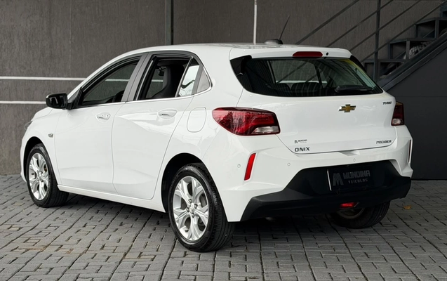 imagem-https://www.socarrao.com.br/sc-vehicle-images-prod/4344964/1791914186896-V2hhdHNBcHAgSW1hZ2UgMjAyNi0xMC0xMyBhdCAxNC4yMC4xNC5qcGVn.jpeg