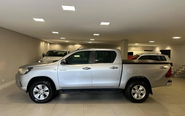 imagem-https://www.socarrao.com.br/sc-vehicle-images-prod/4344989/1791914394961-8275999_4_B_b9c9857874.jpeg