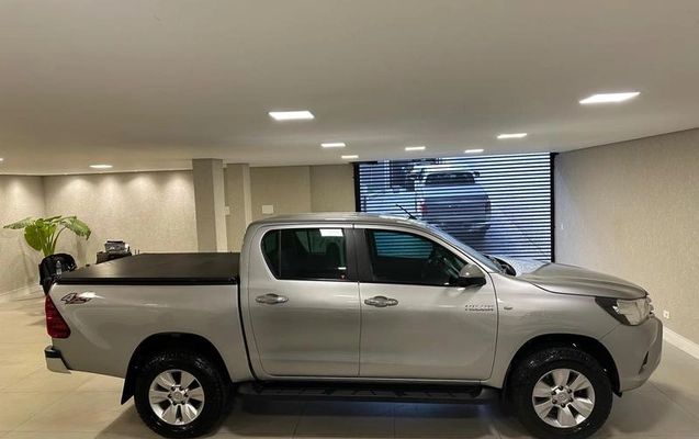 imagem-https://www.socarrao.com.br/sc-vehicle-images-prod/4344989/1791914394967-8275999_7_B_8fa9507cc4.jpeg