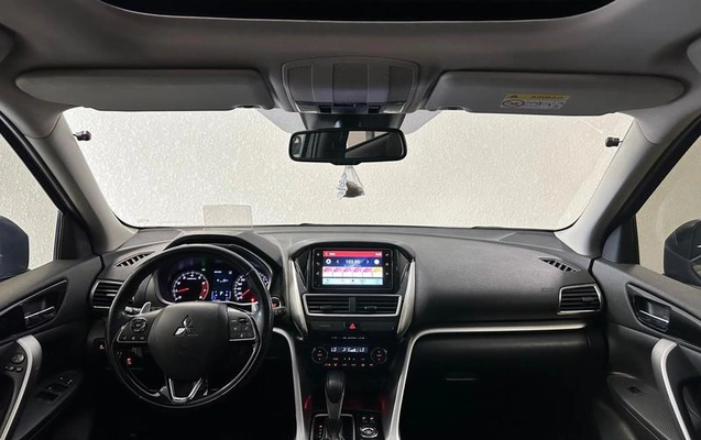 imagem-https://www.socarrao.com.br/sc-vehicle-images-prod/4344999/1791914456723-8457800_12_B_507aaeb669.jpeg