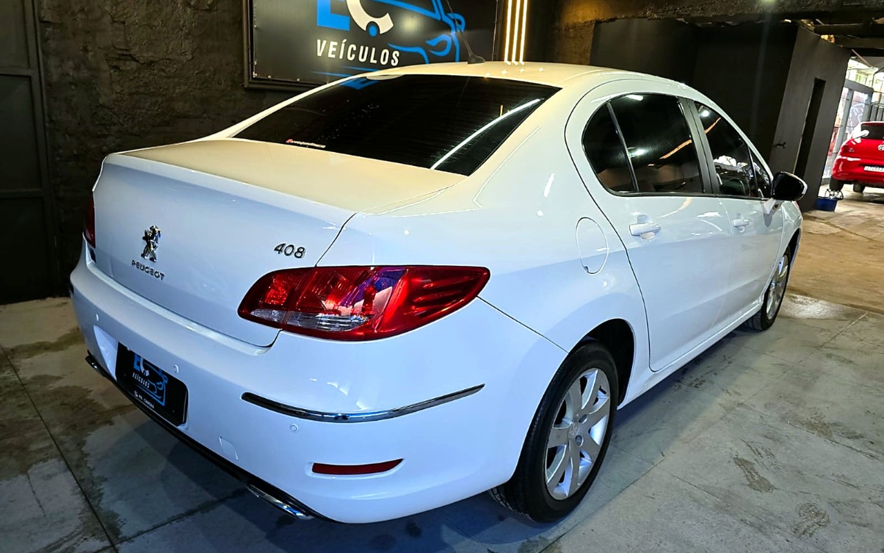 imagem-https://www.socarrao.com.br/sc-vehicle-images-prod/4345000/1791914462529-V2hhdHNBcHAgSW1hZ2UgMjAyNi0xMC0xMyBhdCAxMC41Ny41MiAoMSkuanBlZw.jpeg