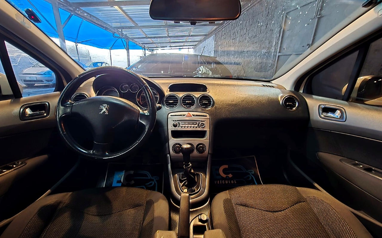 imagem-https://www.socarrao.com.br/sc-vehicle-images-prod/4345000/1791914462776-V2hhdHNBcHAgSW1hZ2UgMjAyNi0xMC0xMyBhdCAxMC41Ny41MiAoMikuanBlZw.jpeg