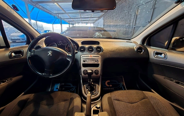 imagem-https://www.socarrao.com.br/sc-vehicle-images-prod/4345000/1791914462776-V2hhdHNBcHAgSW1hZ2UgMjAyNi0xMC0xMyBhdCAxMC41Ny41MiAoMikuanBlZw.jpeg