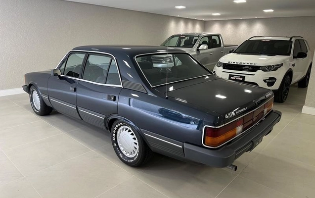 imagem-https://www.socarrao.com.br/sc-vehicle-images-prod/4345003/1791914484218-7733544_3_B_0946892d98.jpeg