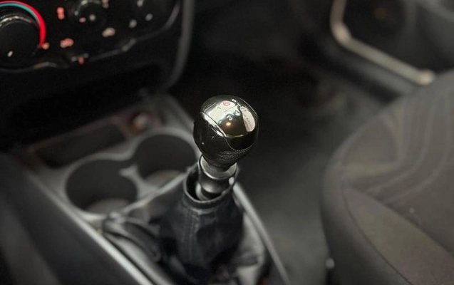 imagem-https://www.socarrao.com.br/sc-vehicle-images-prod/4345024/1791914583637-8565916_6_B_31d68c7246.jpeg